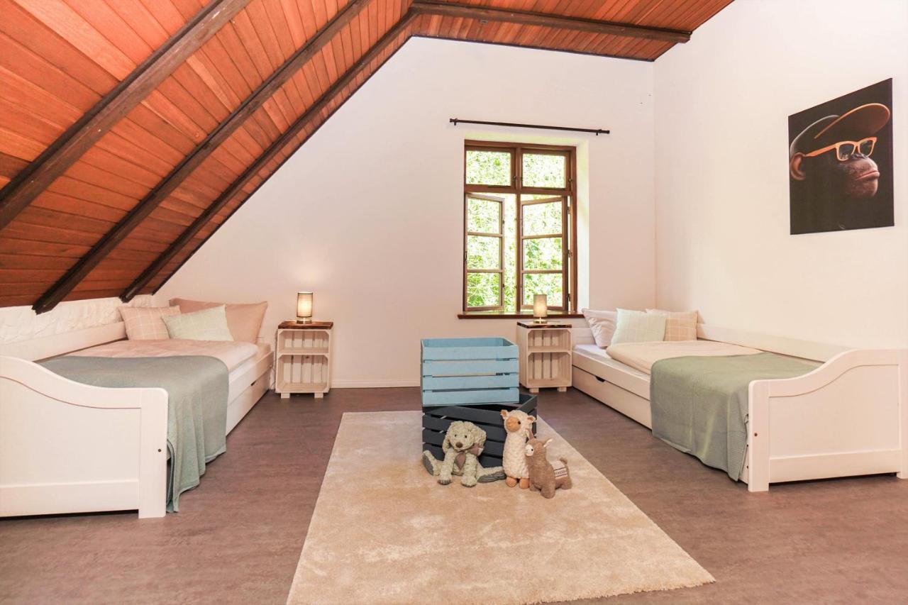 Ruhe Unter Reet-Haus Mit Sauna, Whirlpool Und Kamin Gnarrenburg Extérieur photo