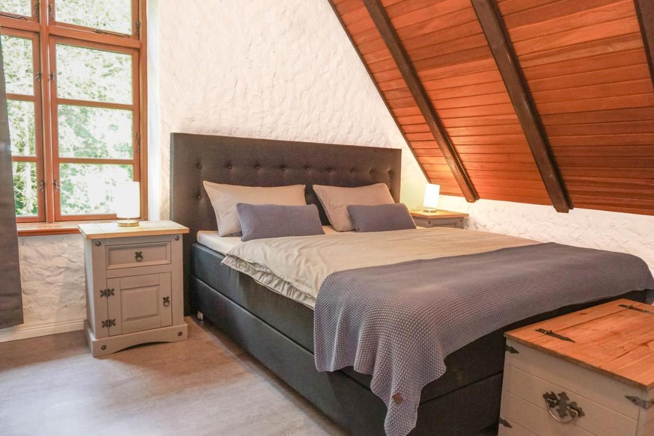Ruhe Unter Reet-Haus Mit Sauna, Whirlpool Und Kamin Gnarrenburg Extérieur photo